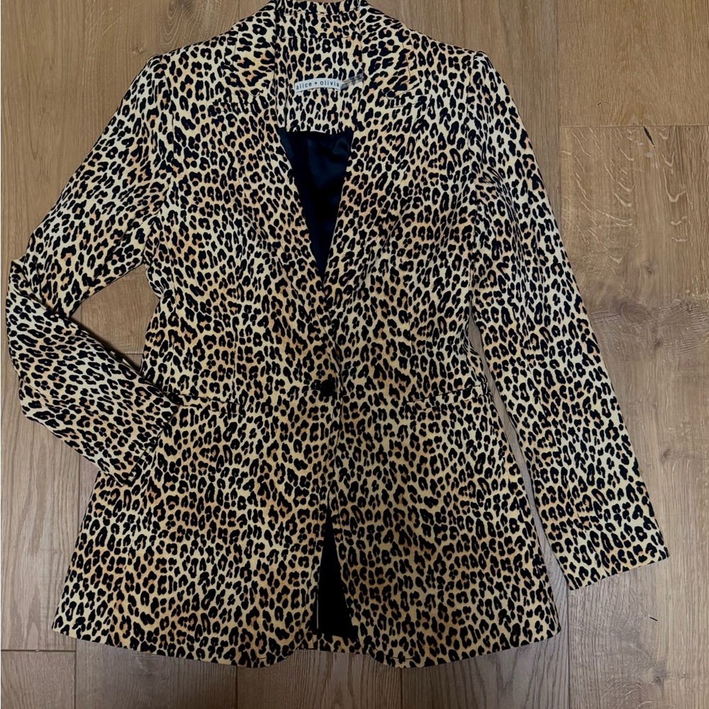 Leopard Print Women's Blazer - Picture 3 of 5
